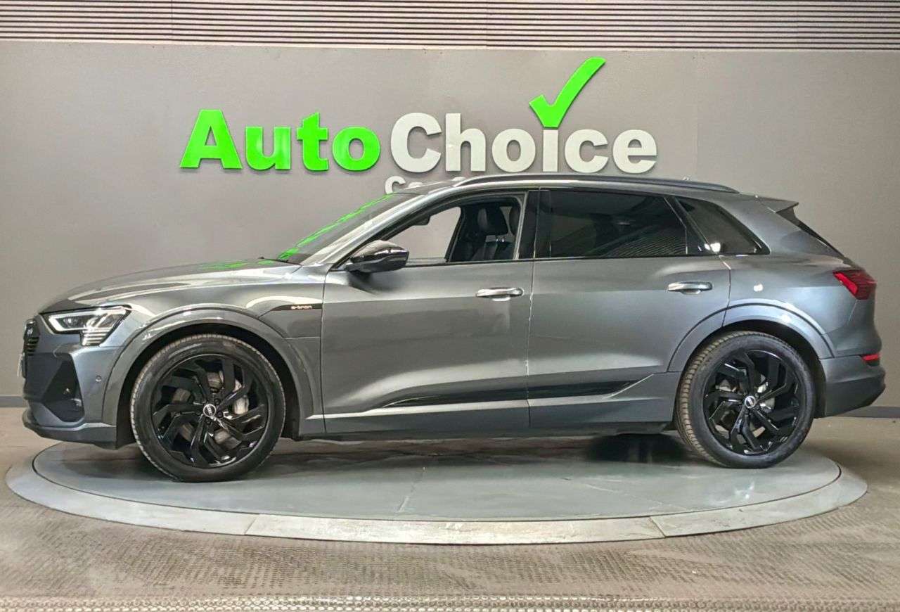 2021 AUDI E-TRON 2021 AUDI E-TRON