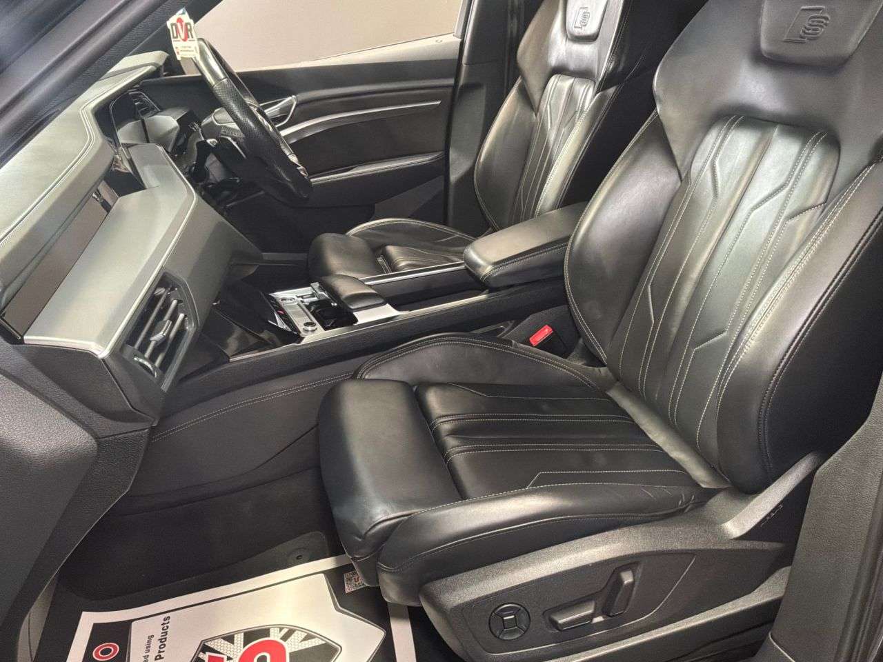 2021 AUDI E-TRON 2021 AUDI E-TRON