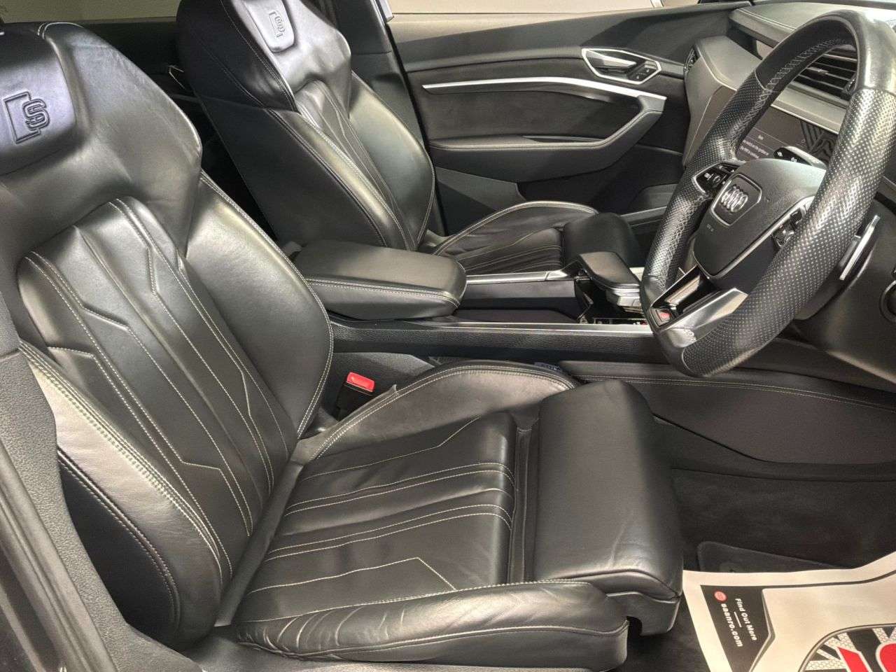 2021 AUDI E-TRON 2021 AUDI E-TRON