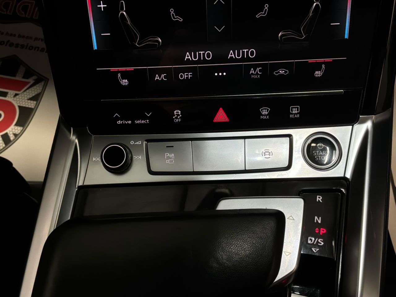 2021 AUDI E-TRON 2021 AUDI E-TRON