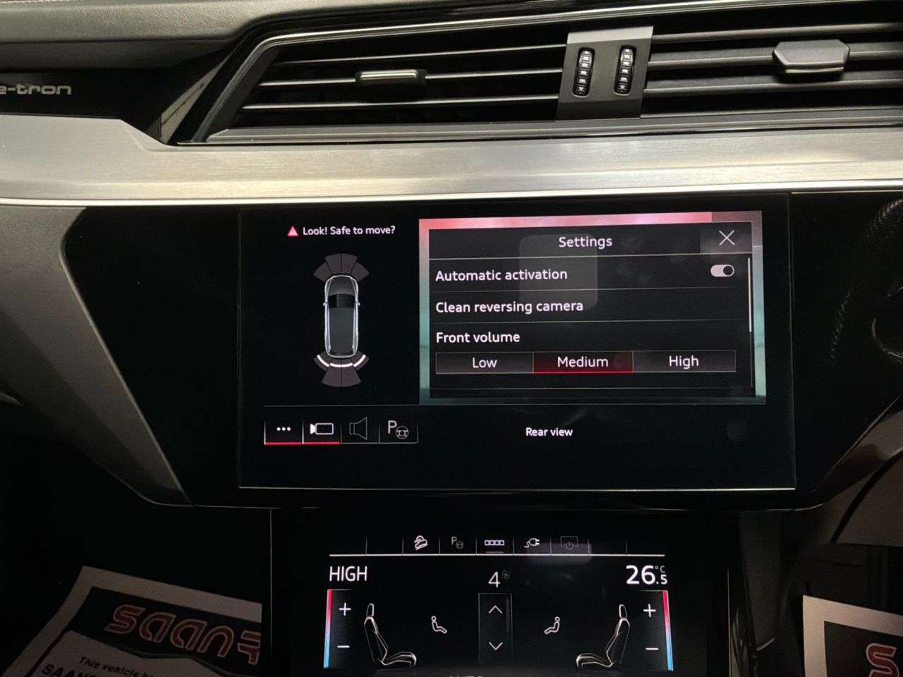 2021 AUDI E-TRON 2021 AUDI E-TRON