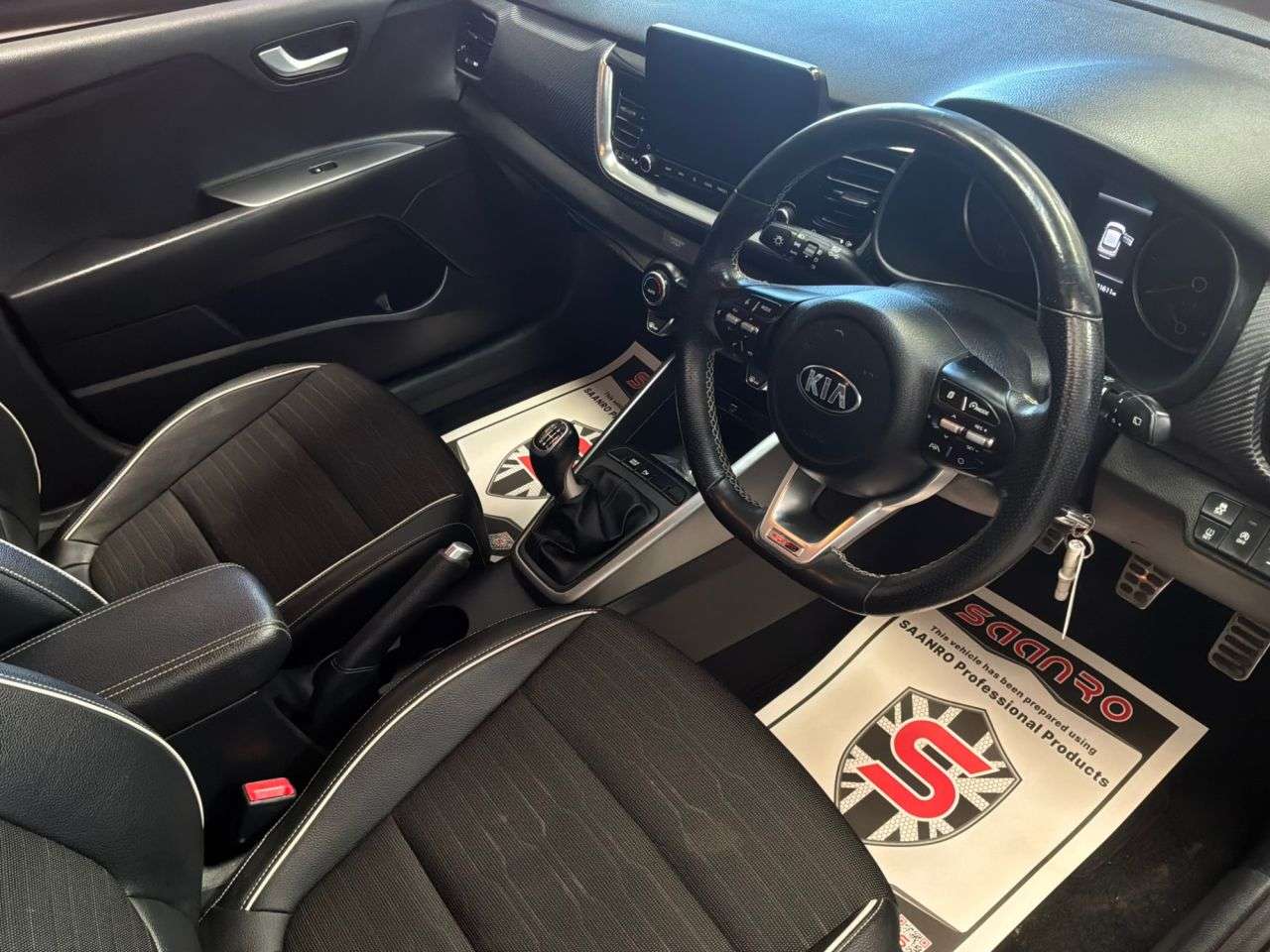 2021 KIA STONIC 2021 KIA STONIC