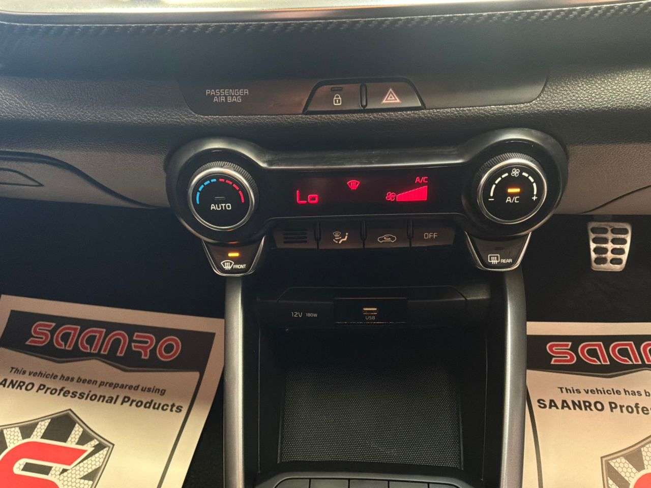 2021 KIA STONIC 2021 KIA STONIC