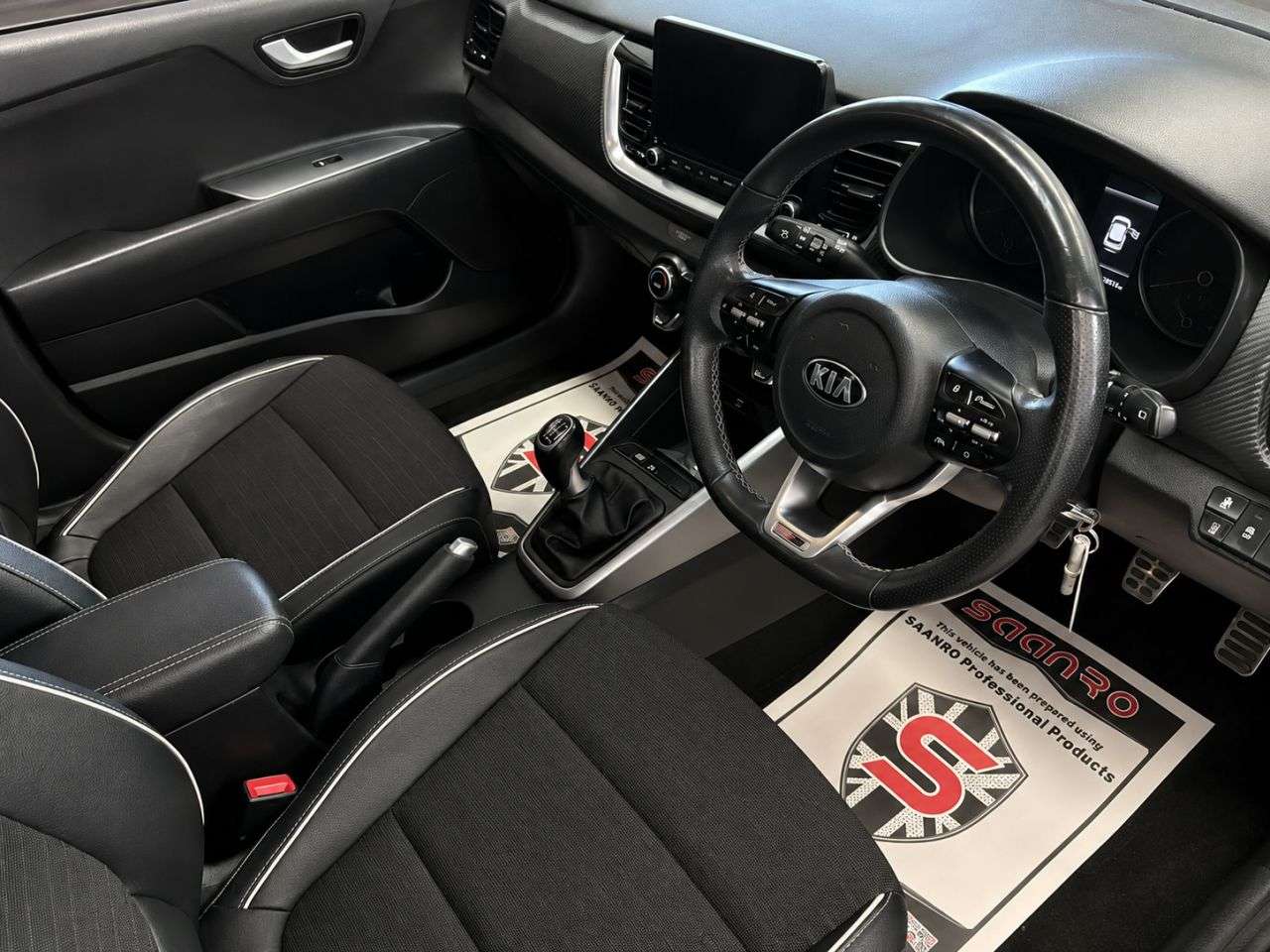 2021 KIA STONIC 2021 KIA STONIC
