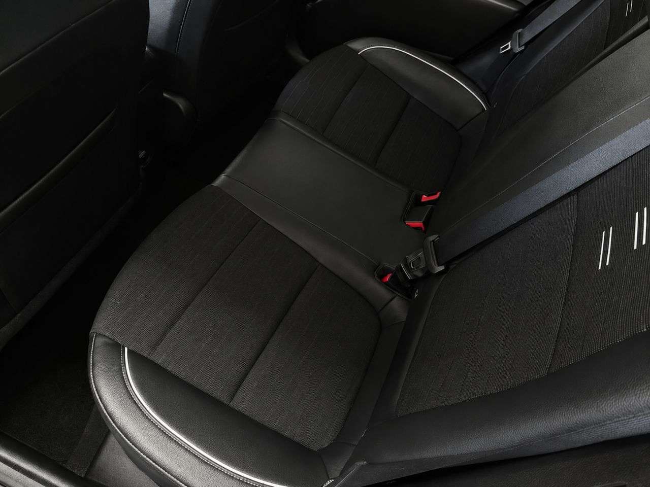 2021 KIA STONIC 2021 KIA STONIC