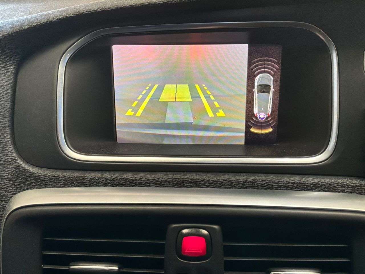 2019 VOLVO V40 2019 VOLVO V40