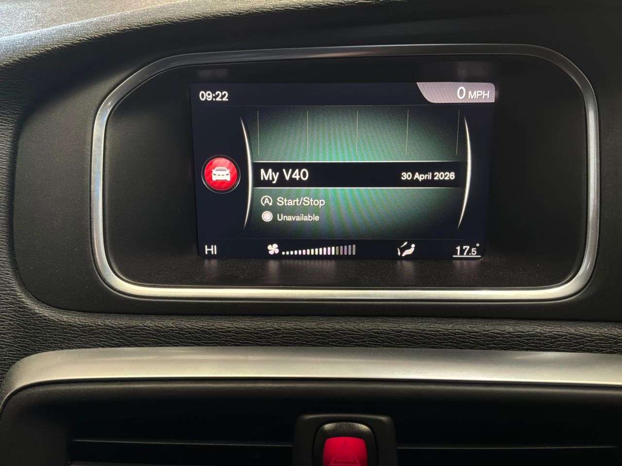 2019 VOLVO V40 2019 VOLVO V40