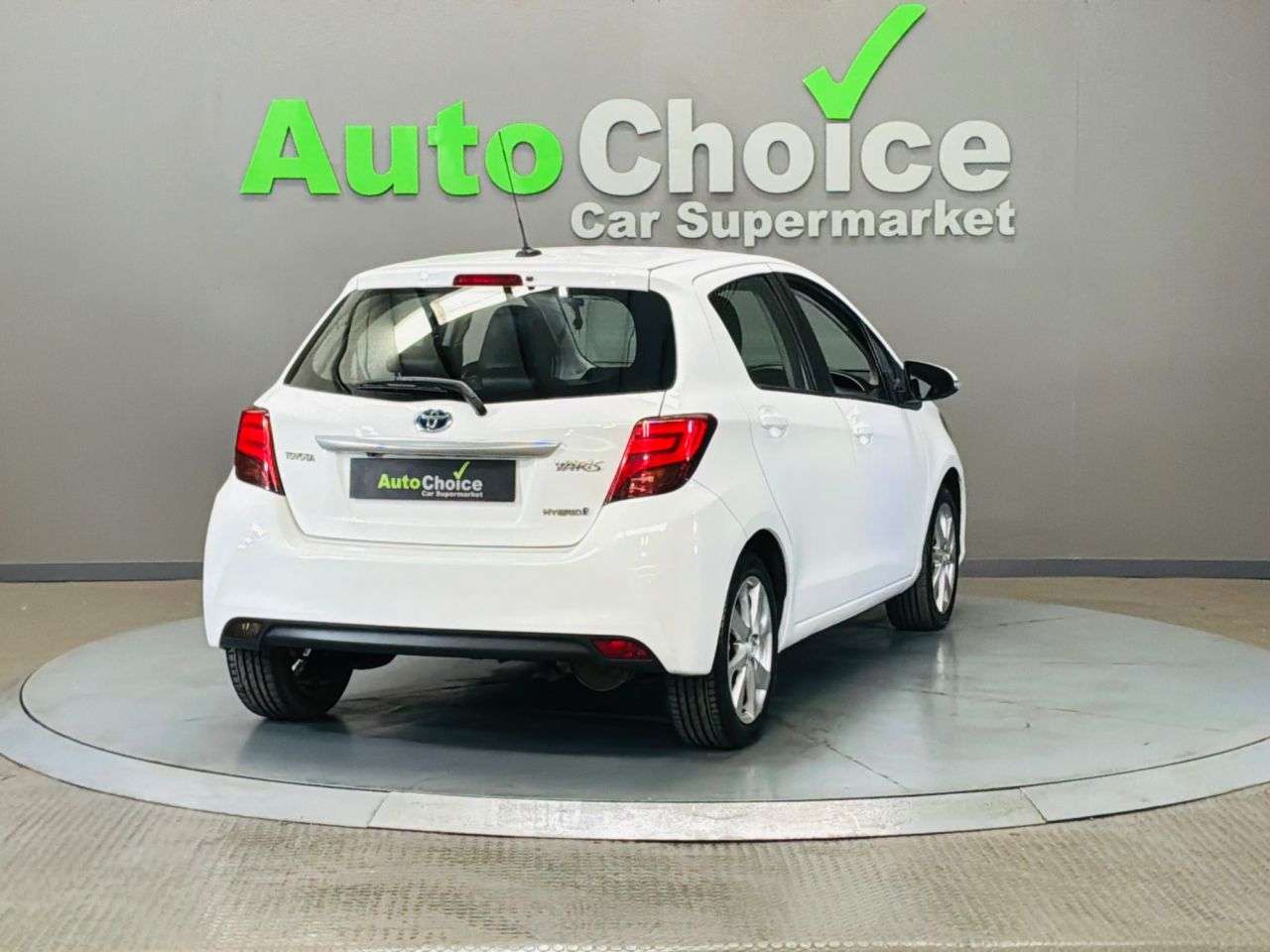 2015 TOYOTA YARIS 2015 TOYOTA YARIS