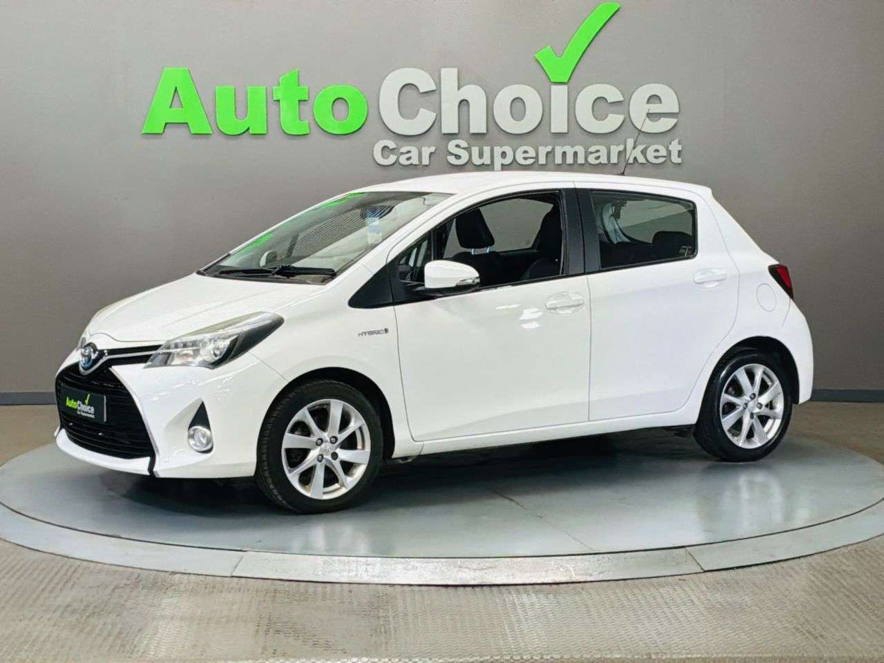 2015 TOYOTA YARIS 2015 TOYOTA YARIS