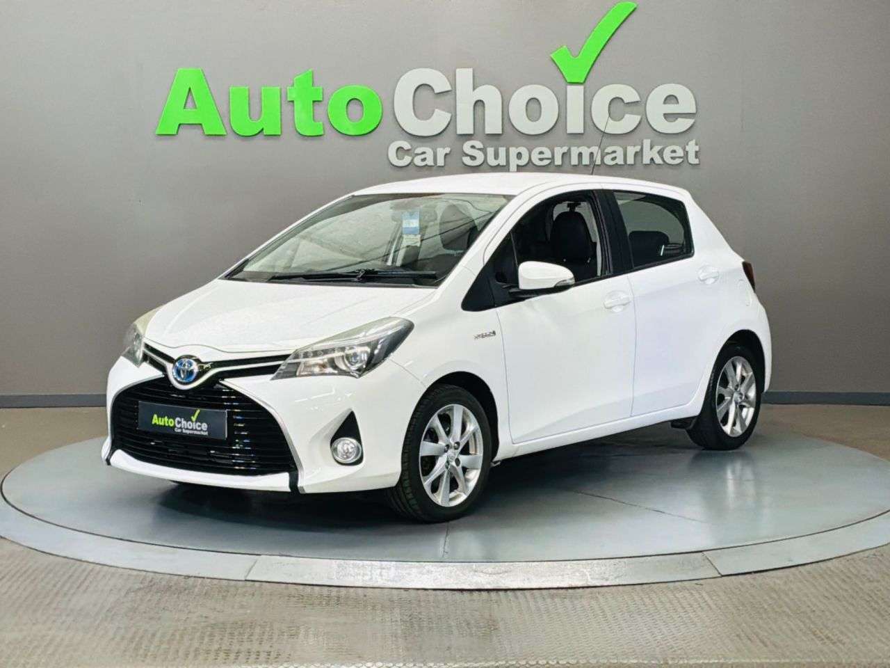 2015 TOYOTA YARIS 2015 TOYOTA YARIS