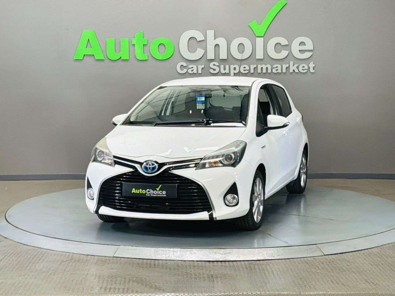 2015 TOYOTA YARIS 2015 TOYOTA YARIS