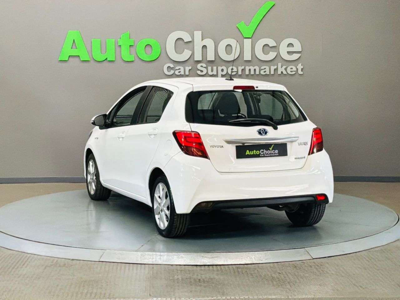 2015 TOYOTA YARIS 2015 TOYOTA YARIS