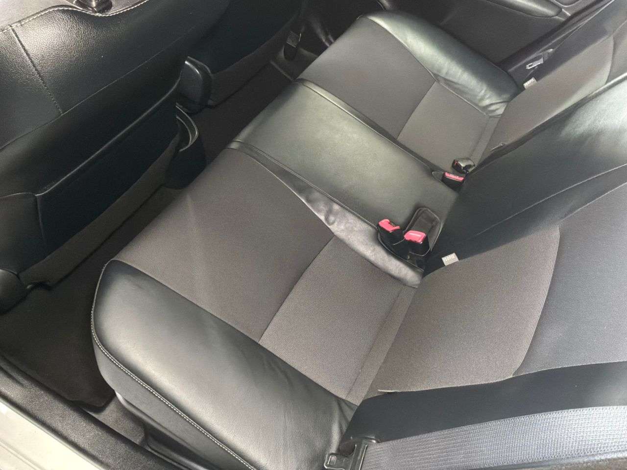 2015 TOYOTA YARIS 2015 TOYOTA YARIS