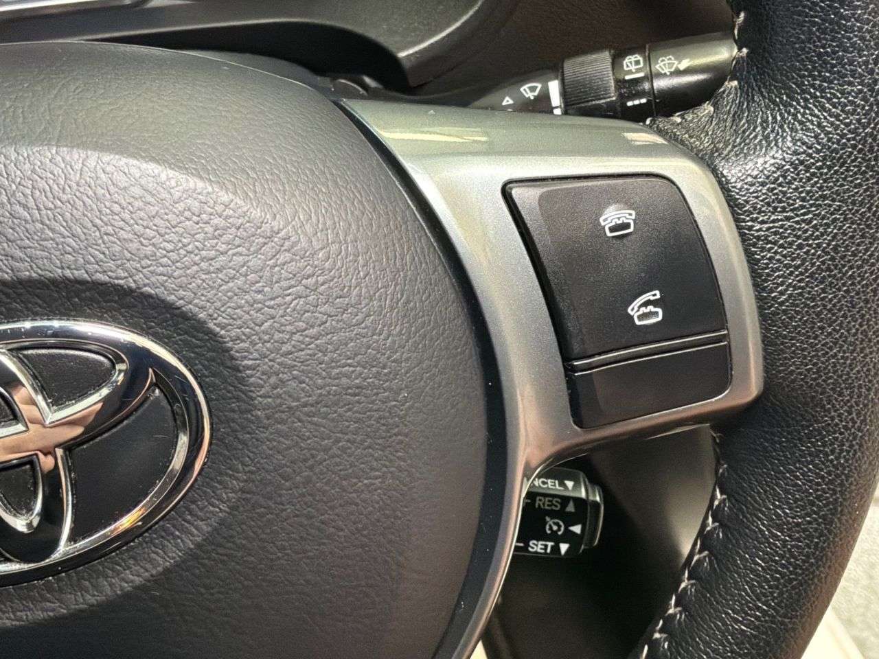 2015 TOYOTA YARIS 2015 TOYOTA YARIS