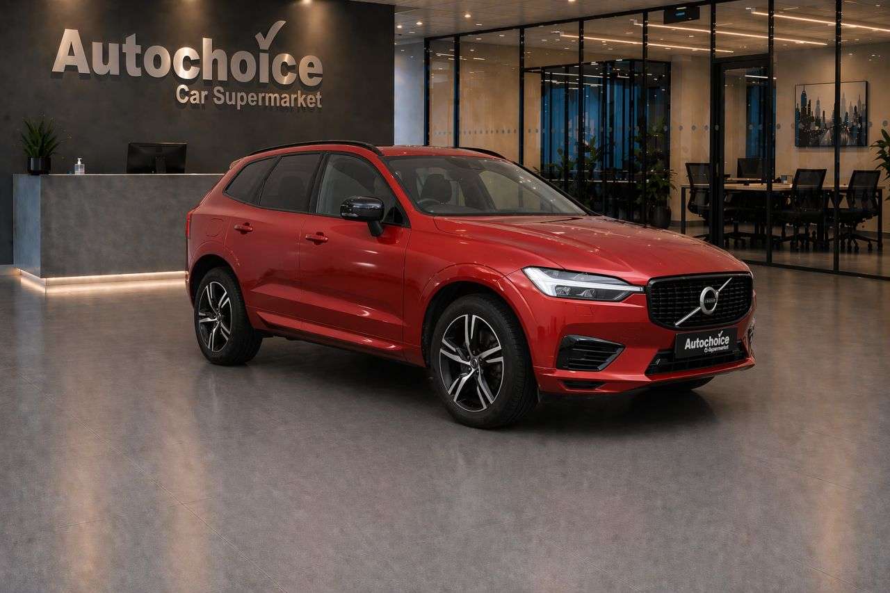 A 2021 VOLVO XC60 2.0h T6 Recharge 11.6kWh R-Design SUV 5dr Petrol Plug-in Hybrid Auto AWD Eu A 2021 VOLVO XC60 2.0h T6 Recharge 11.6kWh R-Design SUV 5dr Petrol Plug-in Hybrid Auto AWD Eu