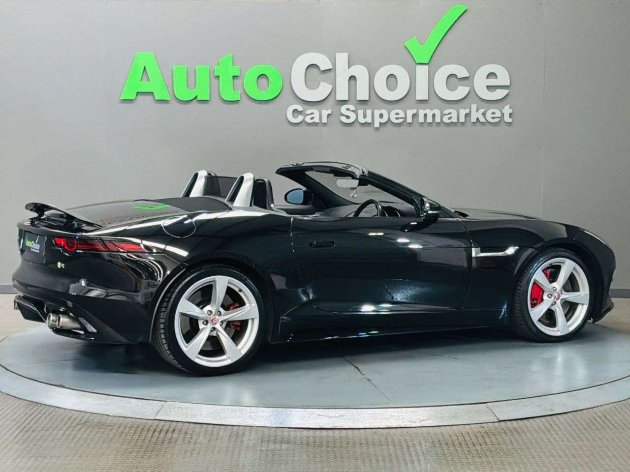 2019 JAGUAR F-TYPE 2019 JAGUAR F-TYPE