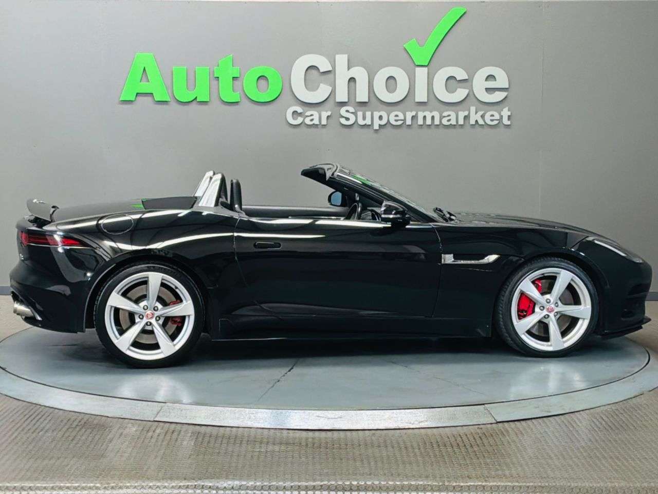 2019 JAGUAR F-TYPE 2019 JAGUAR F-TYPE