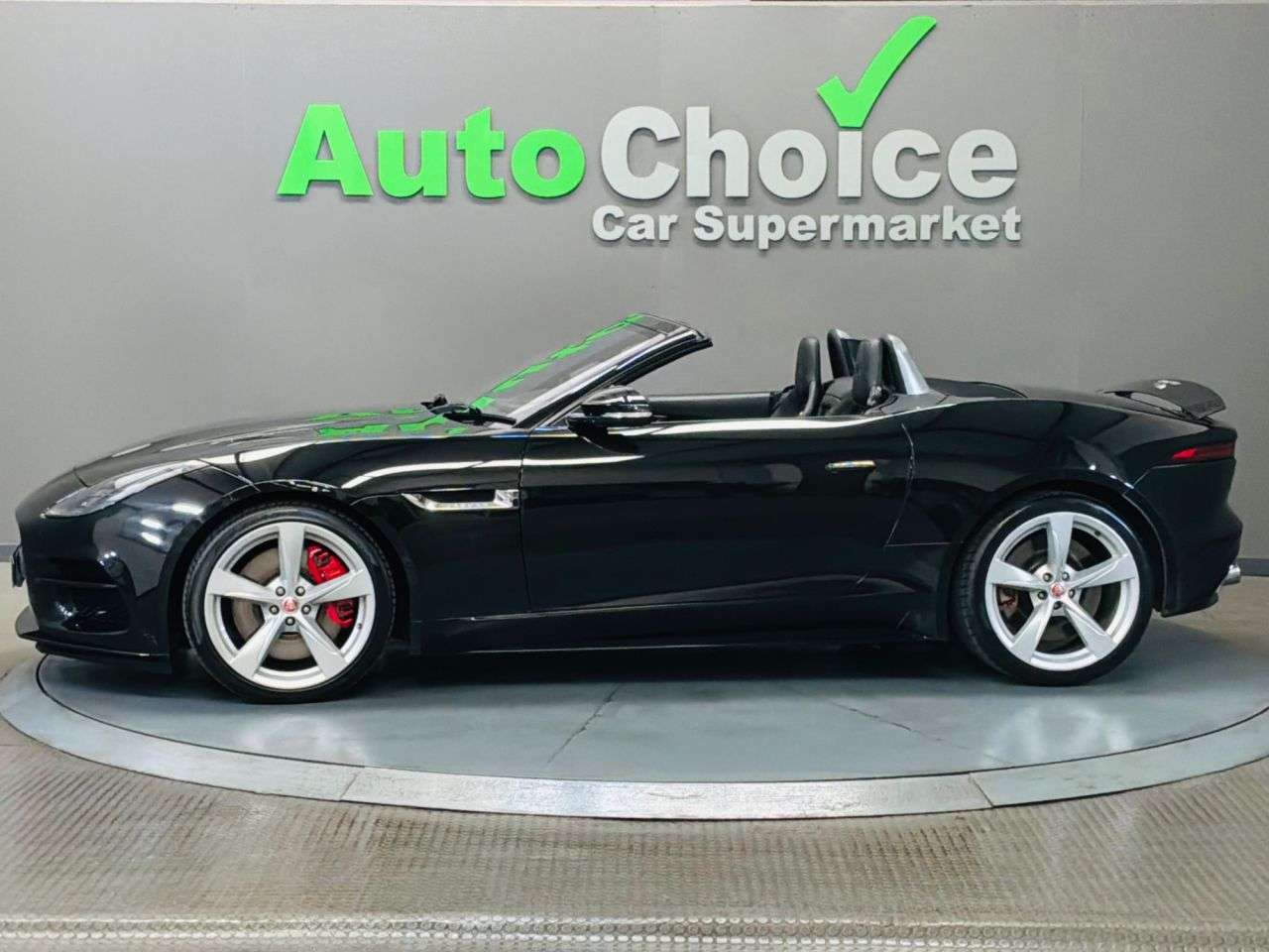 2019 JAGUAR F-TYPE 2019 JAGUAR F-TYPE