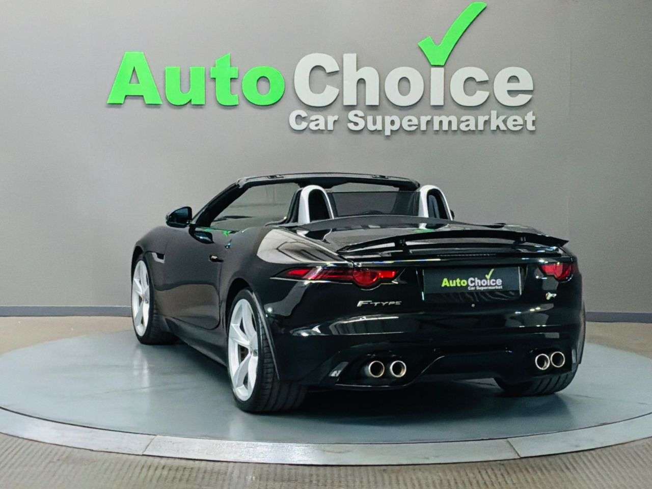 2019 JAGUAR F-TYPE 2019 JAGUAR F-TYPE