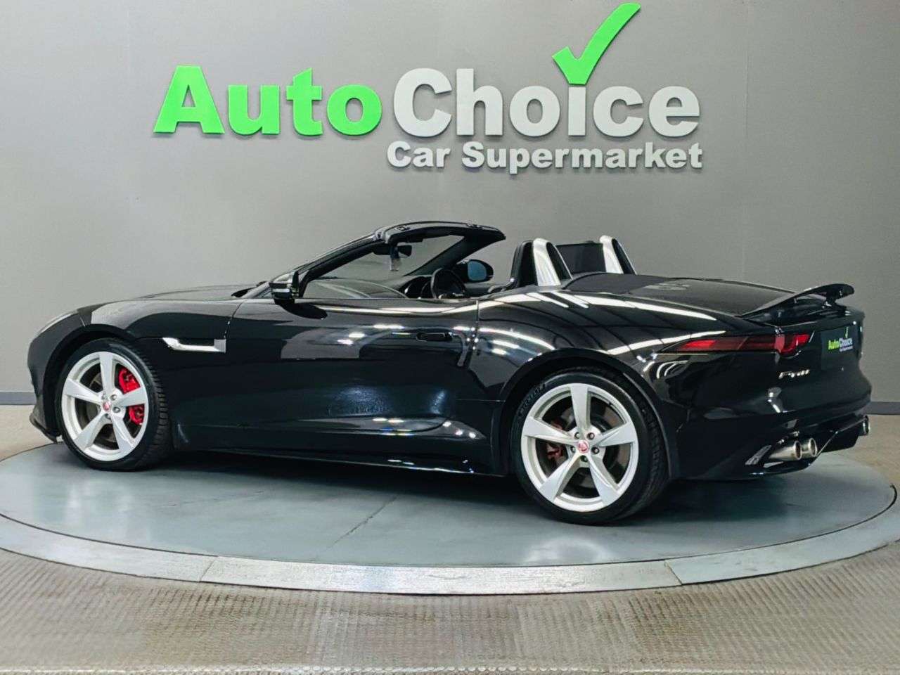 2019 JAGUAR F-TYPE 2019 JAGUAR F-TYPE