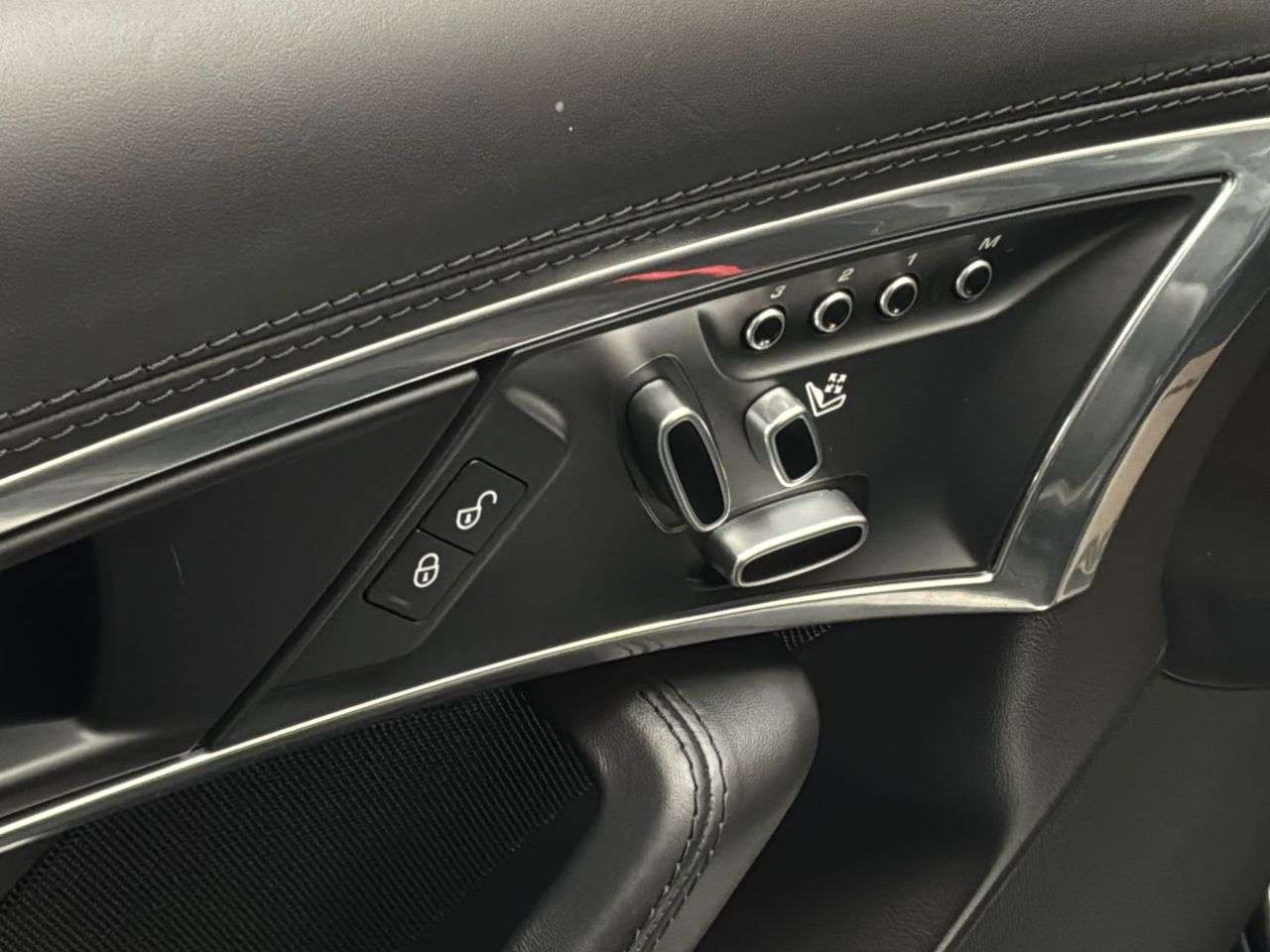 2019 JAGUAR F-TYPE 2019 JAGUAR F-TYPE