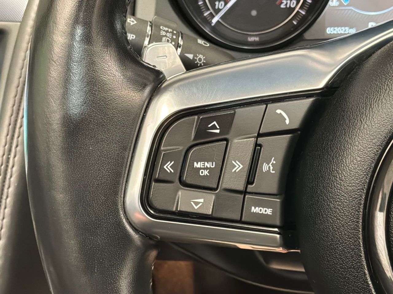 2019 JAGUAR F-TYPE 2019 JAGUAR F-TYPE