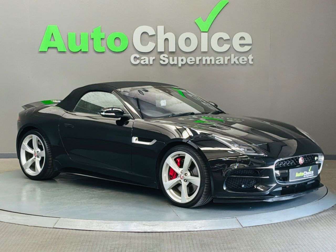 A 2019 JAGUAR F-TYPE 5.0 V8 GPF R Convertible 2dr Petrol Auto AWD Euro 6 (s/s) (550 ps) in Black A 2019 JAGUAR F-TYPE 5.0 V8 GPF R Convertible 2dr Petrol Auto AWD Euro 6 (s/s) (550 ps) in Black