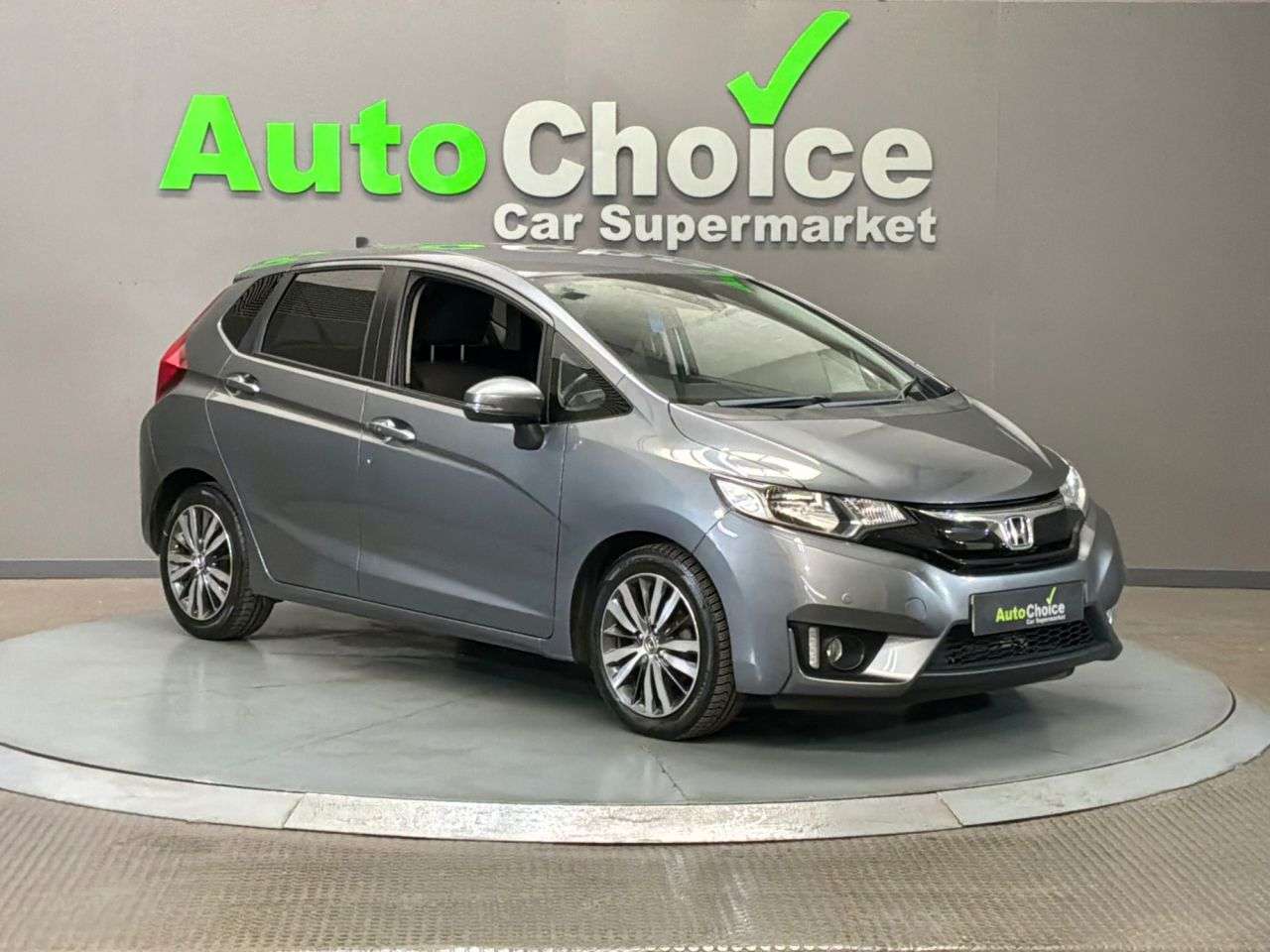 A 2017 HONDA JAZZ 1.3 i-VTEC EX Hatchback 5dr Petrol CVT Euro 6 (s/s) (102 ps) in Blackburn F A 2017 HONDA JAZZ 1.3 i-VTEC EX Hatchback 5dr Petrol CVT Euro 6 (s/s) (102 ps) in Blackburn F