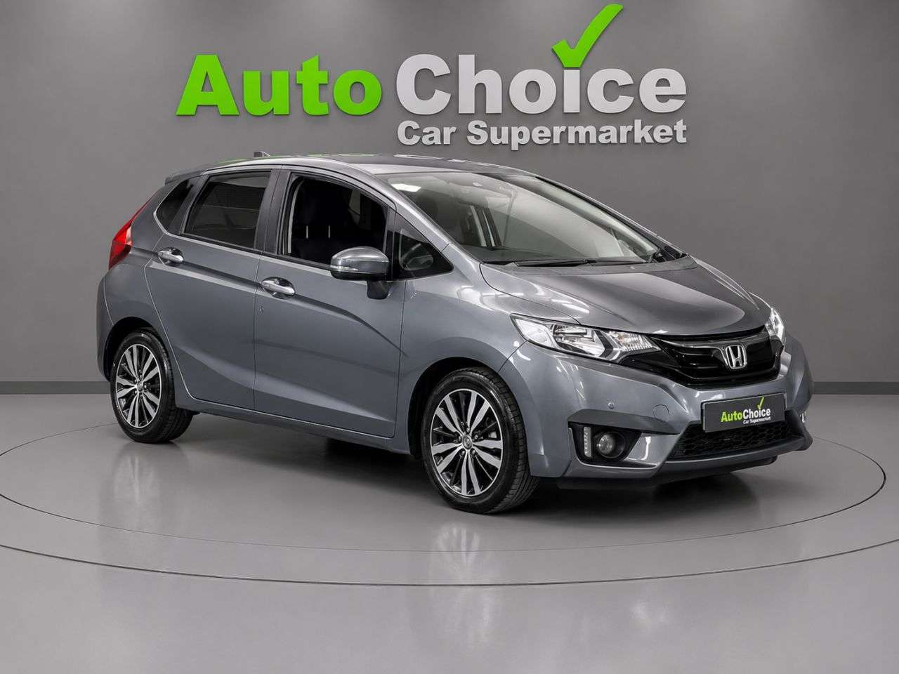 A 2017 HONDA JAZZ 1.3 i-VTEC EX Hatchback 5dr Petrol CVT Euro 6 (s/s) (102 ps) in Blackburn F A 2017 HONDA JAZZ 1.3 i-VTEC EX Hatchback 5dr Petrol CVT Euro 6 (s/s) (102 ps) in Blackburn F