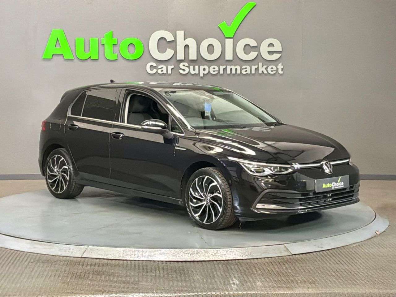 A 2023 VOLKSWAGEN GOLF 1.5 TSI Style Edition Hatchback 5dr Petrol Manual Euro 6 (s/s) (150 ps) in A 2023 VOLKSWAGEN GOLF 1.5 TSI Style Edition Hatchback 5dr Petrol Manual Euro 6 (s/s) (150 ps) in