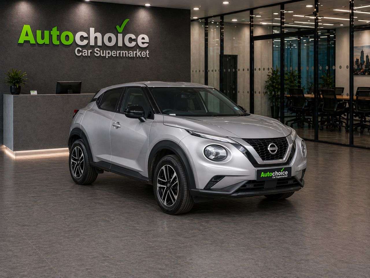 A 2025 NISSAN JUKE 1.0 DIG-T N-Connecta SUV 5dr Petrol DCT Auto Euro 6 (s/s) (114 ps) in Black A 2025 NISSAN JUKE 1.0 DIG-T N-Connecta SUV 5dr Petrol DCT Auto Euro 6 (s/s) (114 ps) in Black