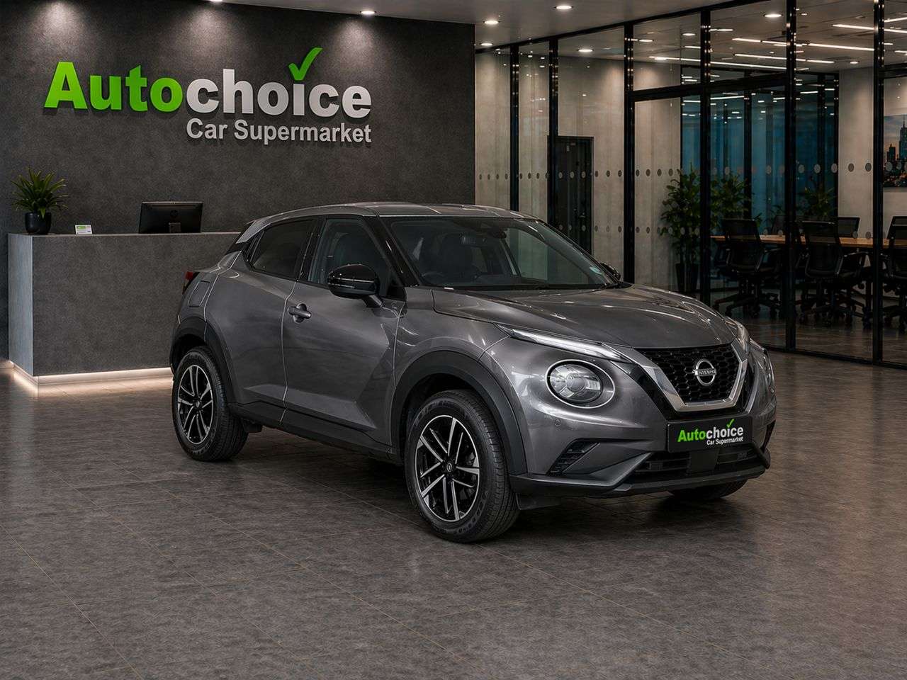 A 2025 NISSAN JUKE 1.0 DIG-T N-Connecta SUV 5dr Petrol DCT Auto Euro 6 (s/s) (114 ps) in Black A 2025 NISSAN JUKE 1.0 DIG-T N-Connecta SUV 5dr Petrol DCT Auto Euro 6 (s/s) (114 ps) in Black