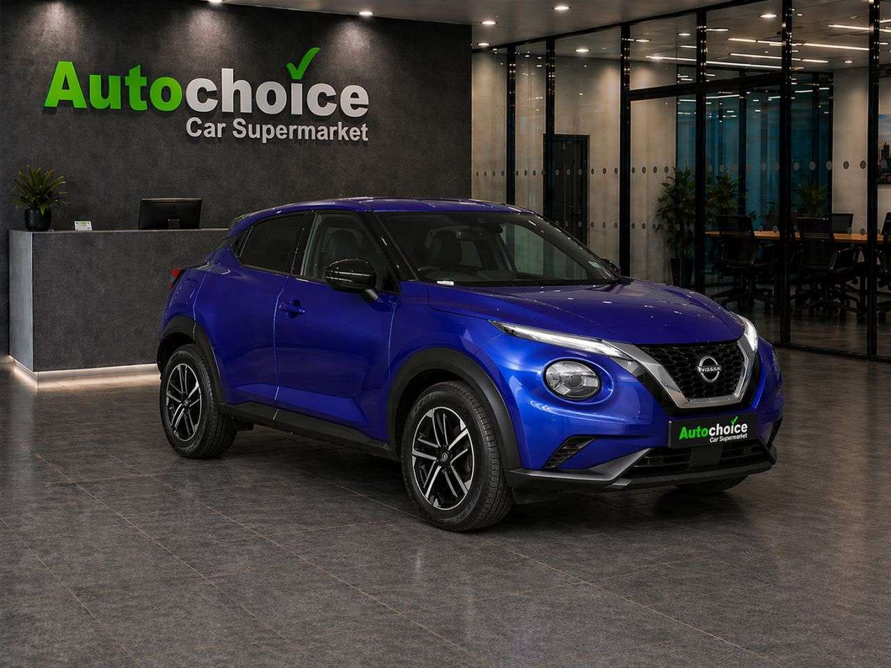 A 2025 NISSAN JUKE 1.0 DIG-T N-Connecta SUV 5dr Petrol DCT Auto Euro 6 (s/s) (114 ps) in Black A 2025 NISSAN JUKE 1.0 DIG-T N-Connecta SUV 5dr Petrol DCT Auto Euro 6 (s/s) (114 ps) in Black