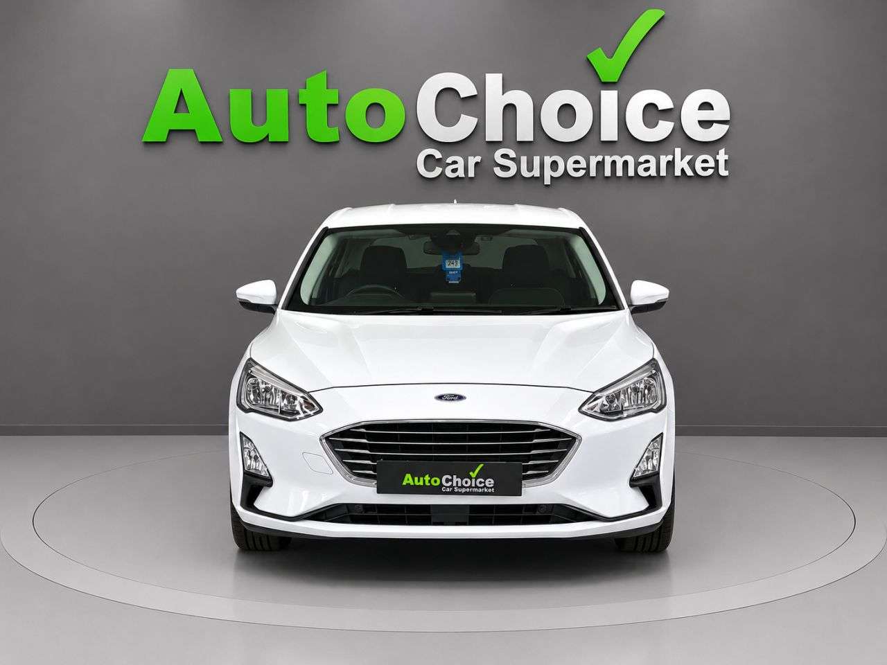 A 2019 FORD FOCUS 1.0T EcoBoost Titanium Hatchback 5dr Petrol Manual Euro 6 (s/s) (125 ps) in A 2019 FORD FOCUS 1.0T EcoBoost Titanium Hatchback 5dr Petrol Manual Euro 6 (s/s) (125 ps) in