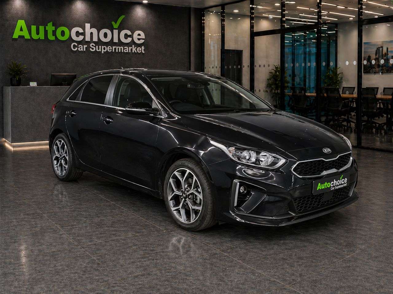 A 2019 KIA CEED 1.4 T-GDi GT-Line Hatchback 5dr Petrol Manual Euro 6 (s/s) (138 bhp) in Bla A 2019 KIA CEED 1.4 T-GDi GT-Line Hatchback 5dr Petrol Manual Euro 6 (s/s) (138 bhp) in Bla