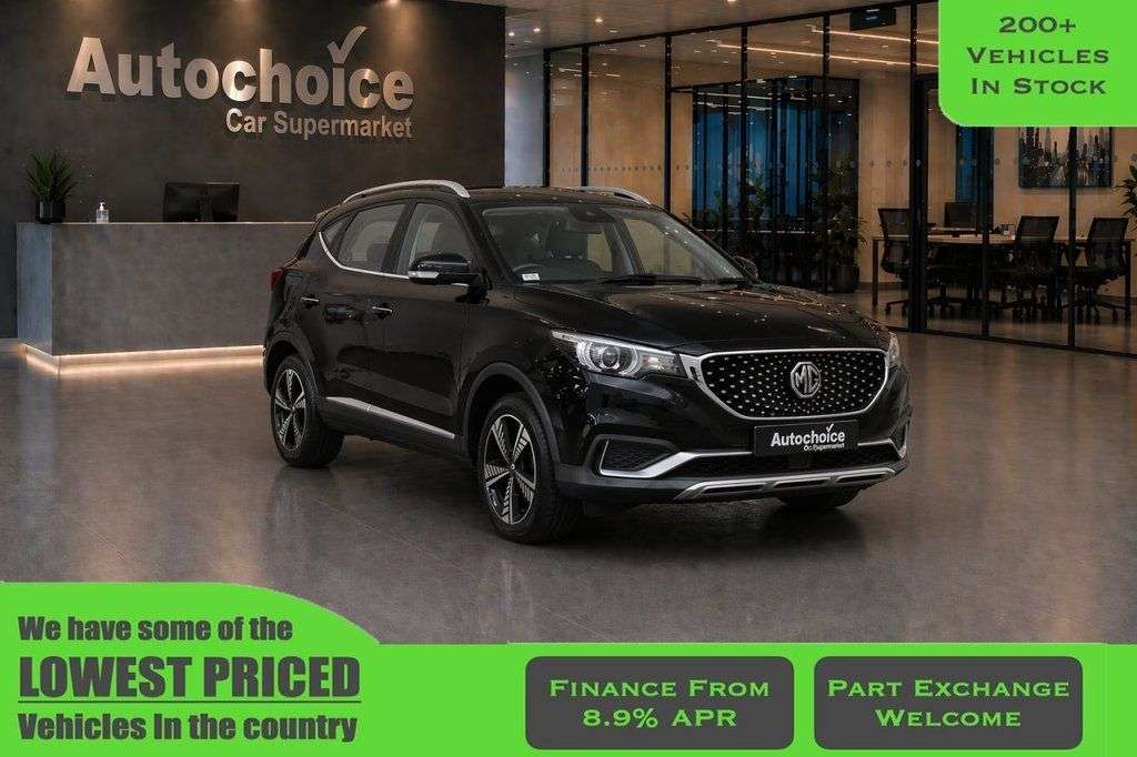 A 2022 MG MG ZS 1.5 VTi-TECH Exclusive SUV 5dr Petrol Manual Euro 6 (s/s) (106 ps) in Black A 2022 MG MG ZS 1.5 VTi-TECH Exclusive SUV 5dr Petrol Manual Euro 6 (s/s) (106 ps) in Black