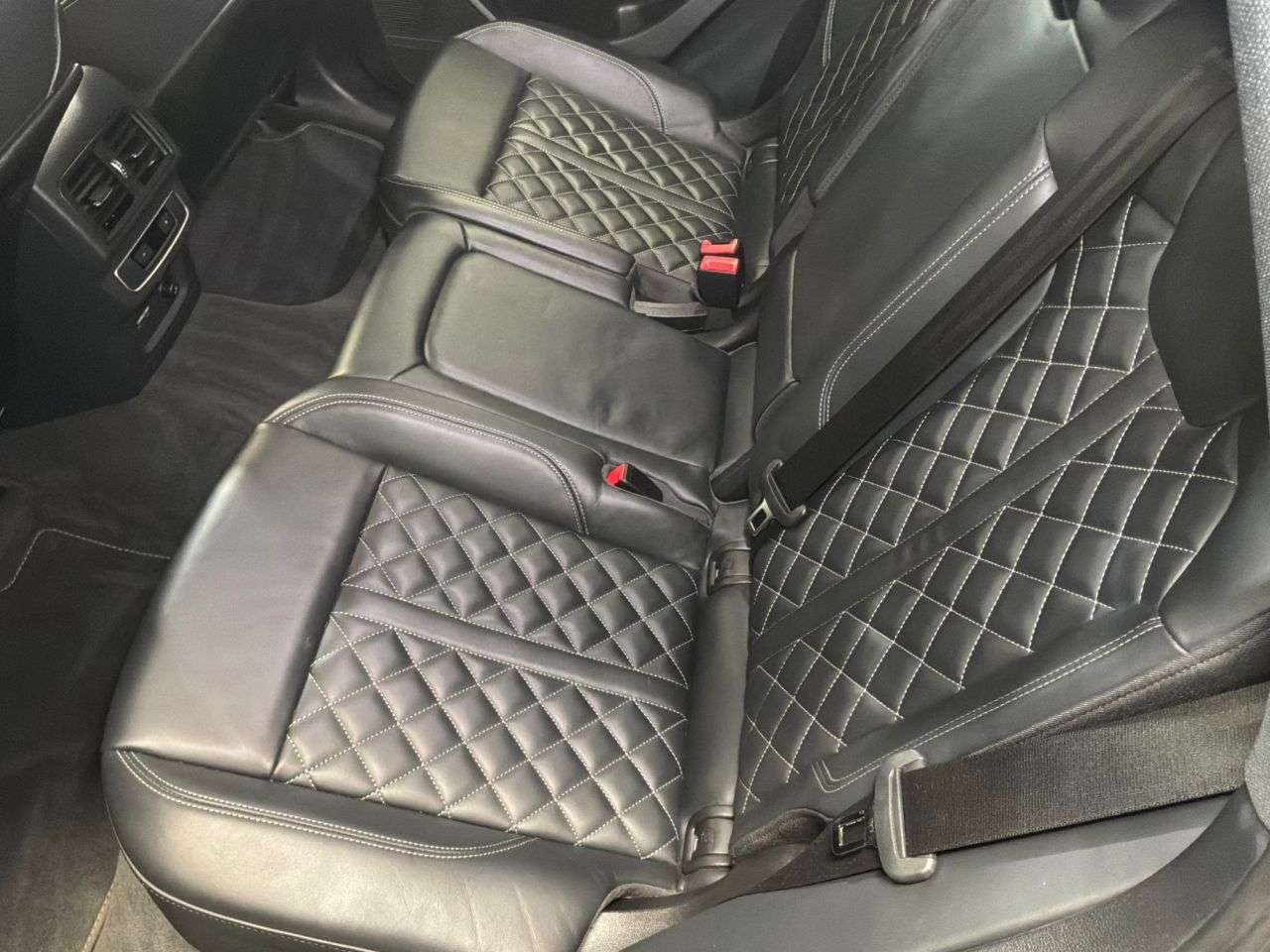 2024 AUDI SQ5 2024 AUDI SQ5