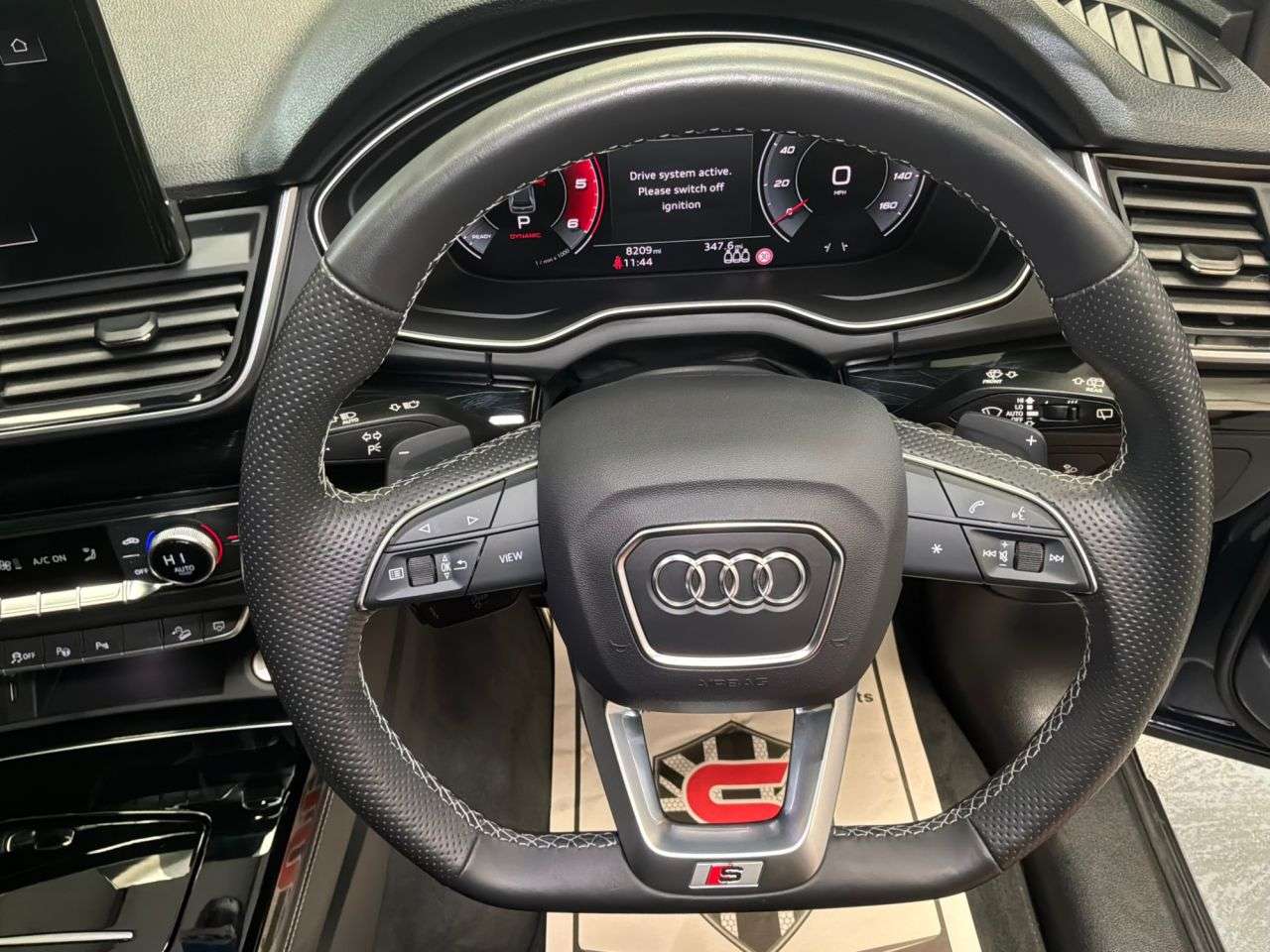 2024 AUDI SQ5 2024 AUDI SQ5