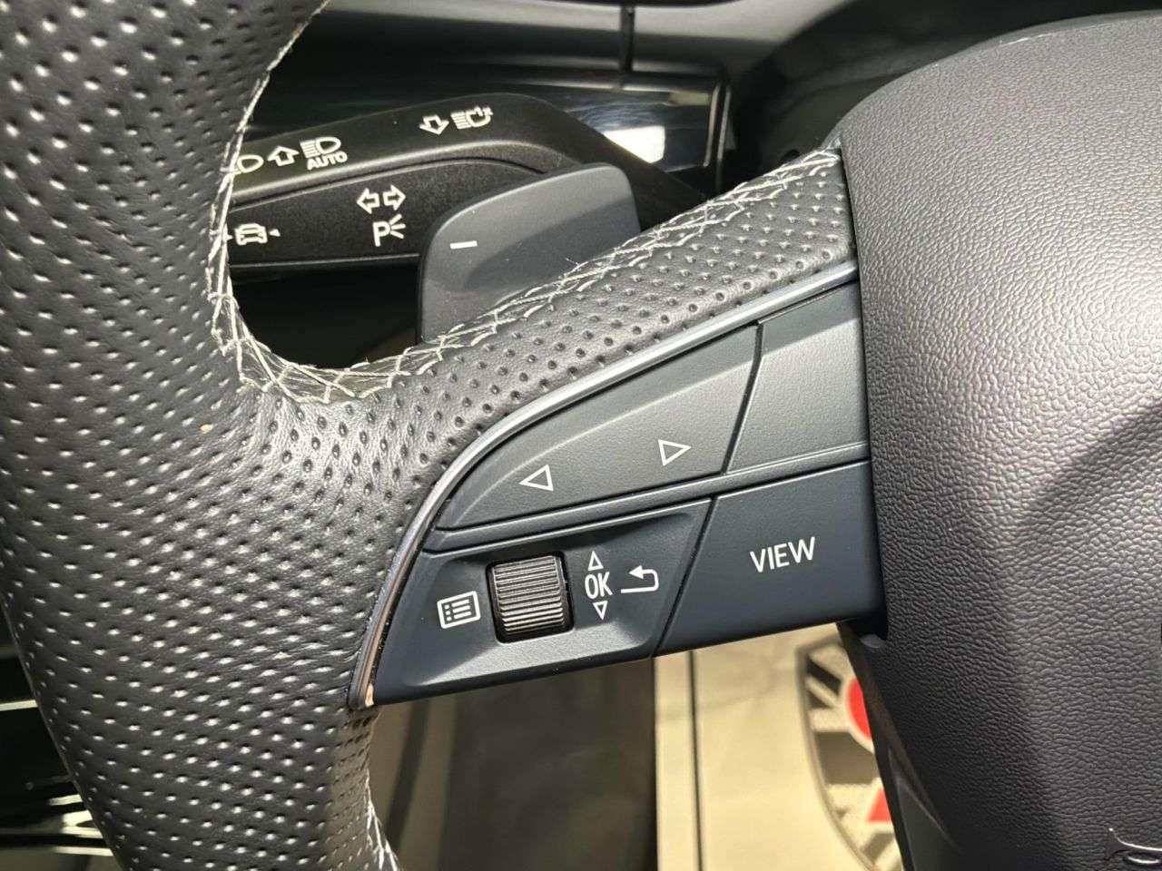 2024 AUDI SQ5 2024 AUDI SQ5