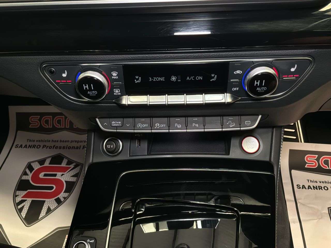 2024 AUDI SQ5 2024 AUDI SQ5