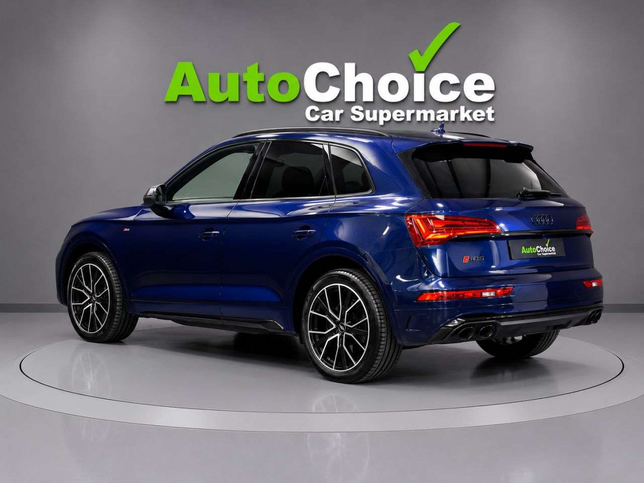2024 AUDI SQ5 2024 AUDI SQ5