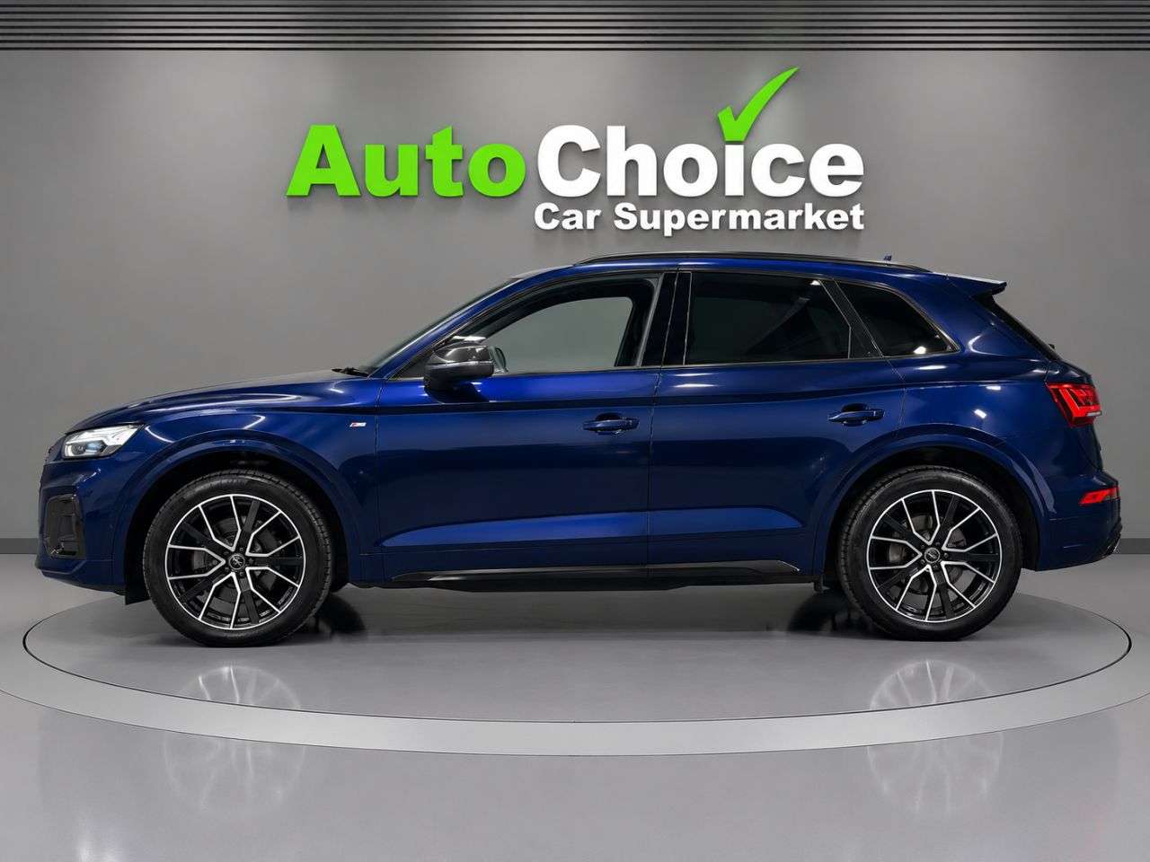 2024 AUDI SQ5 2024 AUDI SQ5
