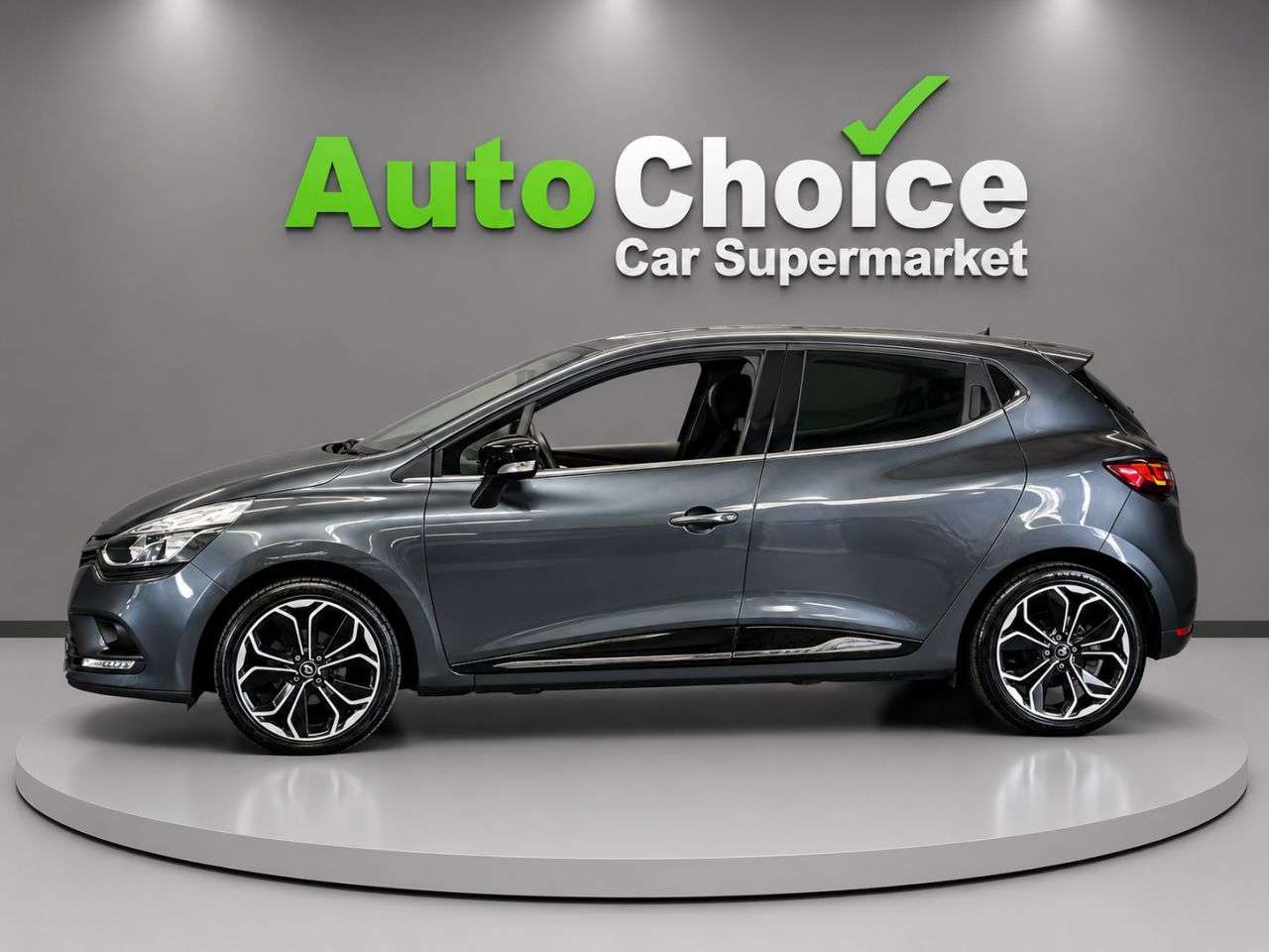 2019 RENAULT CLIO 2019 RENAULT CLIO