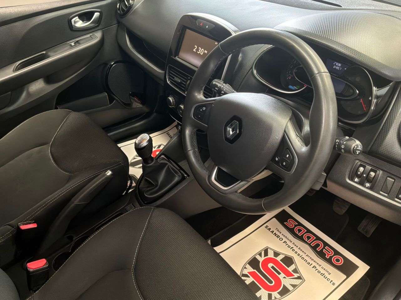 2019 RENAULT CLIO 2019 RENAULT CLIO