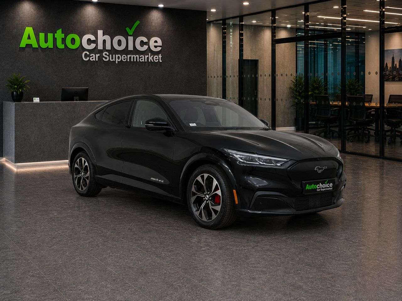 A 2021 FORD MUSTANG MACH-E Extended Range 91kWh SUV 5dr Electric Automatic AWD (351 ps) in Blackburn F A 2021 FORD MUSTANG MACH-E Extended Range 91kWh SUV 5dr Electric Automatic AWD (351 ps) in Blackburn F