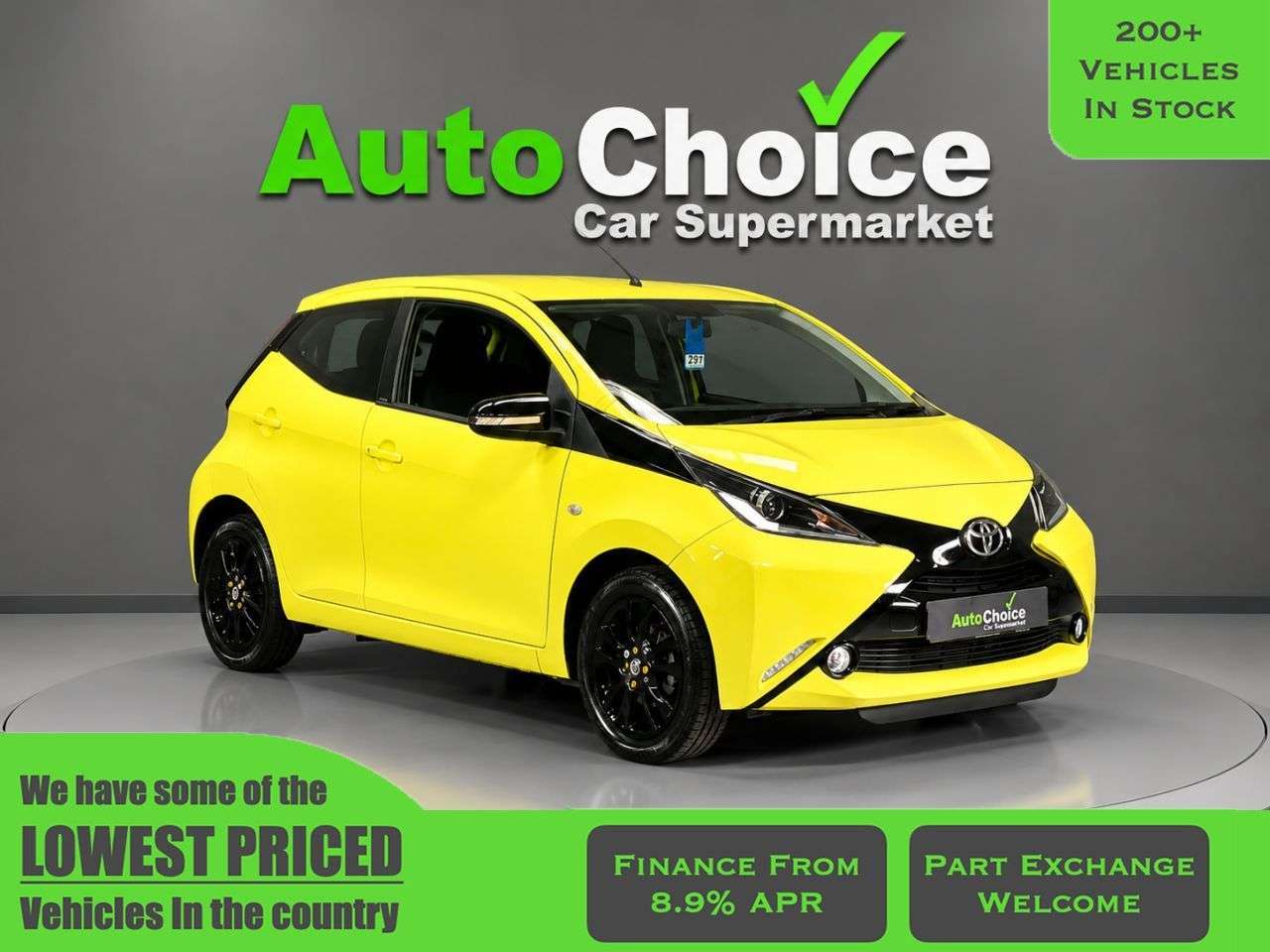 A 2017 TOYOTA AYGO 1.0 VVT-i x-cite 3 Yellow Bi-Tone Hatchback 5dr Petrol Manual Euro 6 (68 ps A 2017 TOYOTA AYGO 1.0 VVT-i x-cite 3 Yellow Bi-Tone Hatchback 5dr Petrol Manual Euro 6 (68 ps