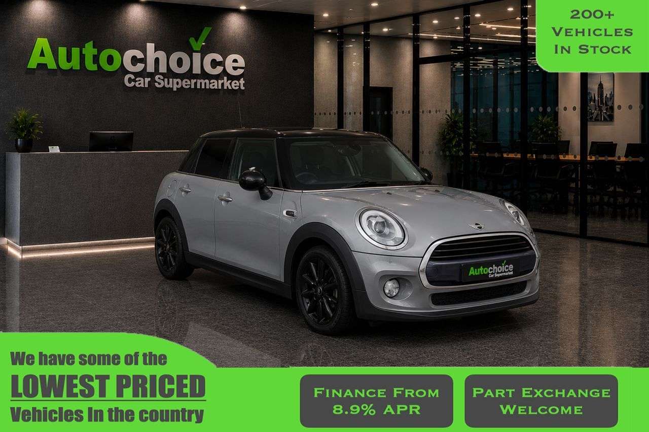 A 2018 MINI HATCH 1.5 Cooper Hatchback 5dr Petrol Auto Euro 6 (s/s) (136 ps) in Blackburn Fin A 2018 MINI HATCH 1.5 Cooper Hatchback 5dr Petrol Auto Euro 6 (s/s) (136 ps) in Blackburn Fin