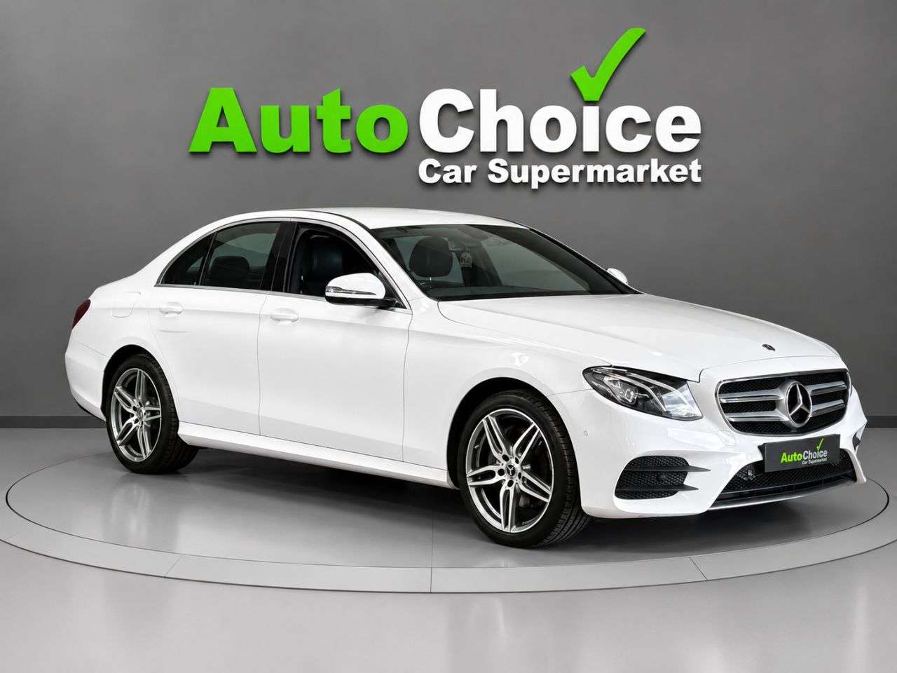 A 2017 MERCEDES-BENZ E-CLASS 2.0 E220d AMG Line Saloon 4dr Diesel G-Tronic+ 4MATIC Euro 6 (s/s) (194 ps) A 2017 MERCEDES-BENZ E-CLASS 2.0 E220d AMG Line Saloon 4dr Diesel G-Tronic+ 4MATIC Euro 6 (s/s) (194 ps)