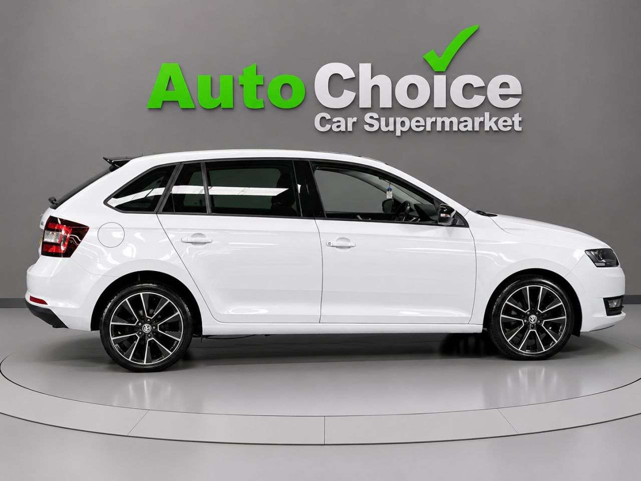 2017 SKODA RAPID SPACEBACK 2017 SKODA RAPID SPACEBACK