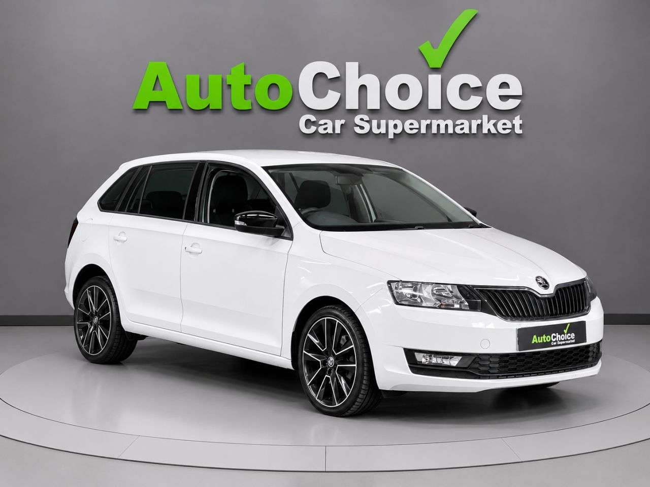 A 2017 SKODA RAPID SPACEBACK 1.0 TSI SE Sport Hatchback 5dr Petrol Manual Euro 6 (s/s) (110 ps) in Black A 2017 SKODA RAPID SPACEBACK 1.0 TSI SE Sport Hatchback 5dr Petrol Manual Euro 6 (s/s) (110 ps) in Black